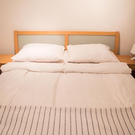 Anna Apartman 杰尔 外观 照片
