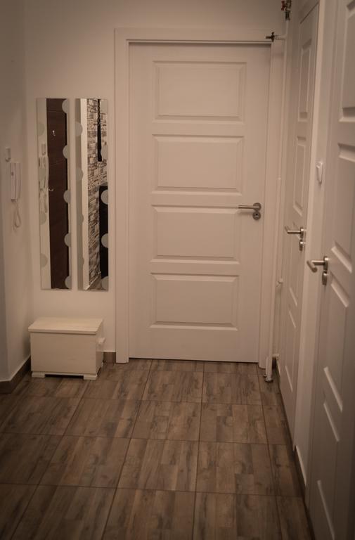 Anna Apartman 杰尔 外观 照片