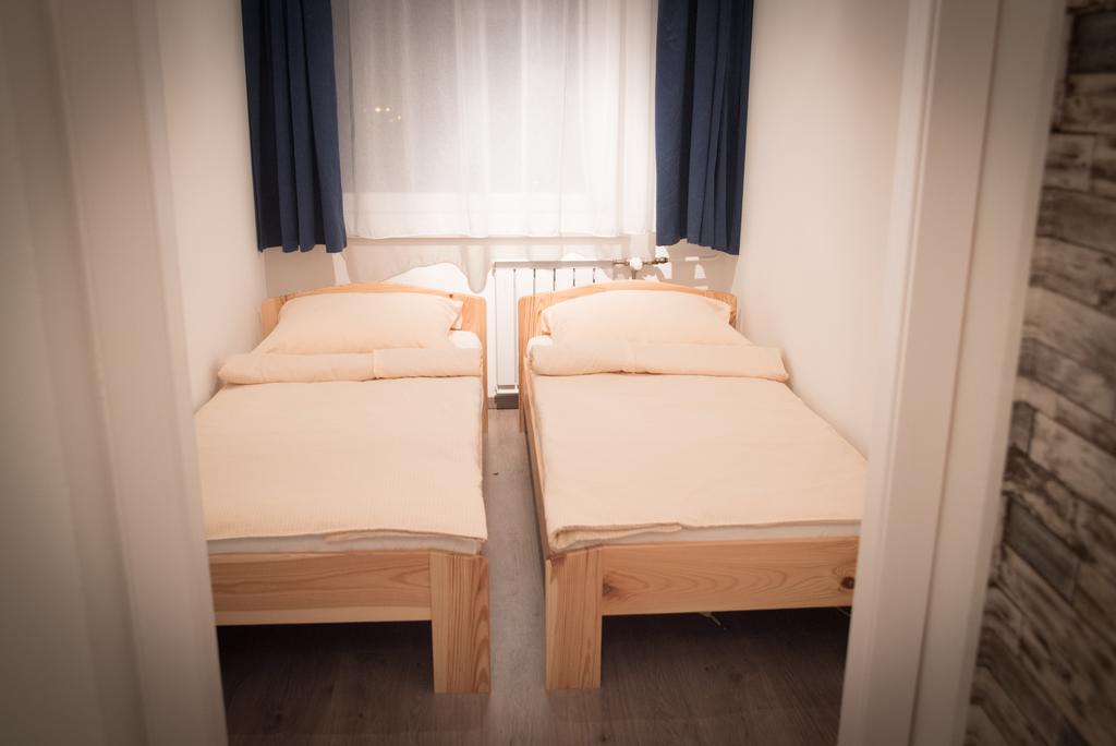 Anna Apartman 杰尔 外观 照片